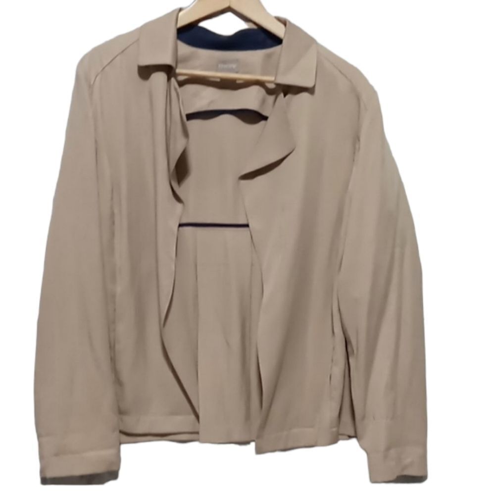 Chicos open blazer Size 8